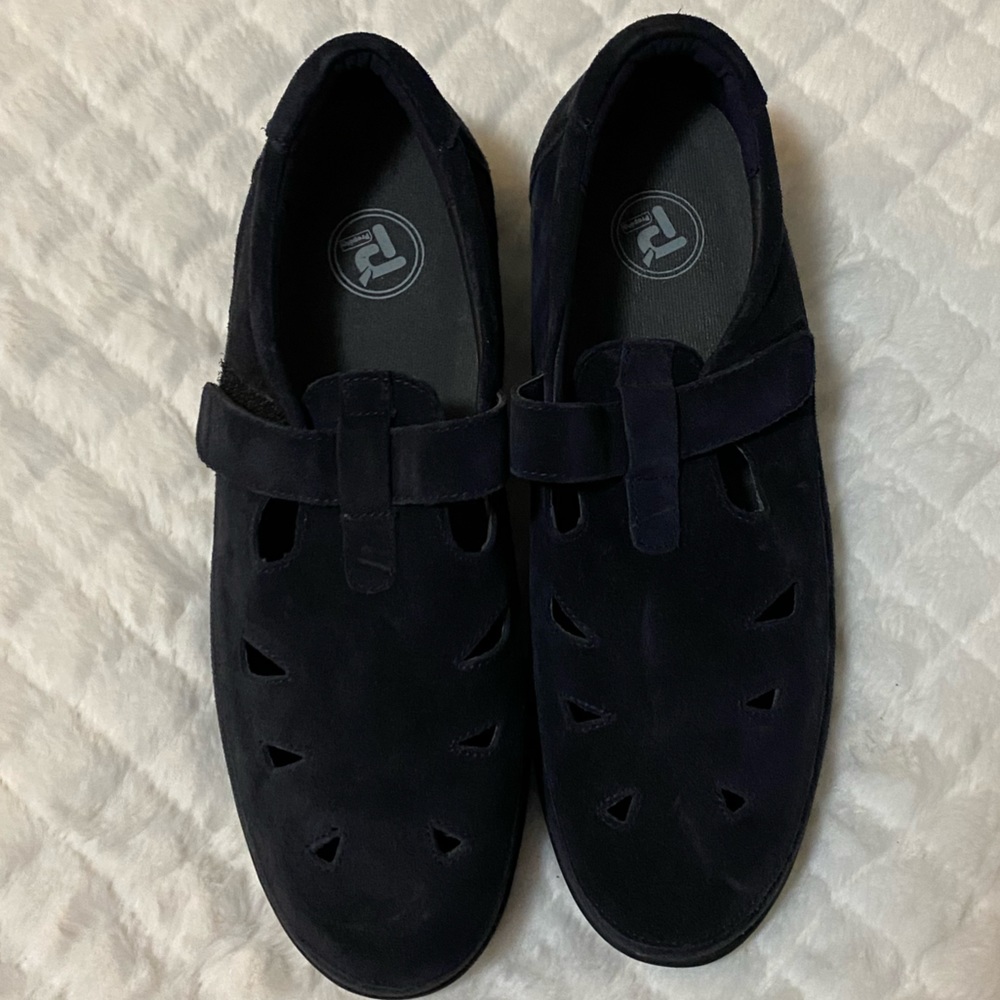 New without box Propet Ladybug Navy Blue Women’s Mary Janes 10WW